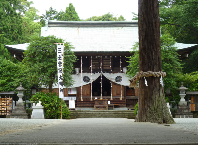 三之宮比々多神社